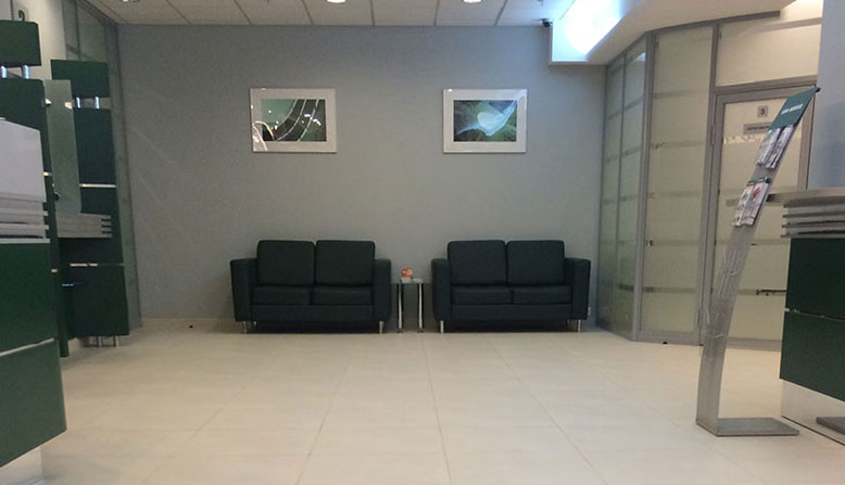 Уборка в офисных и торговых центрах Уборка в офисных и торговых центрах